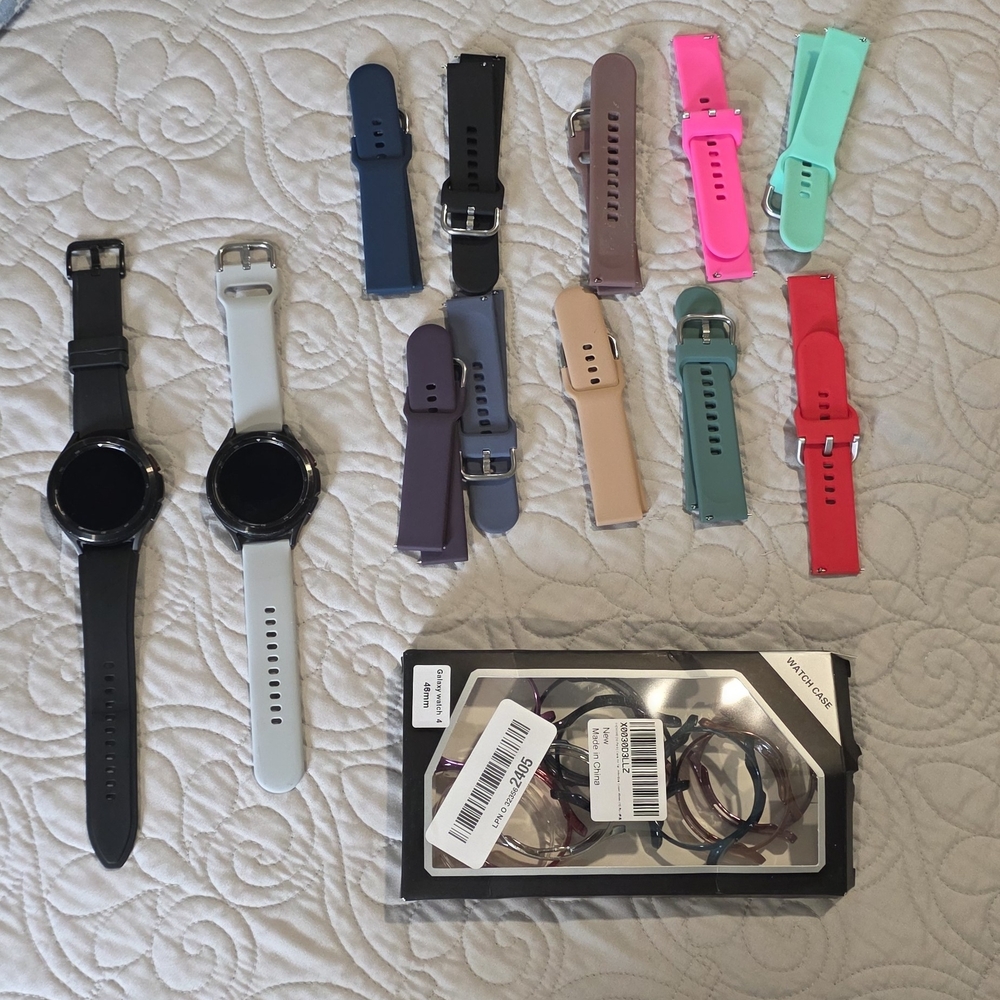 Samsung Galaxy 4 Classic Watches W/extra Accessories